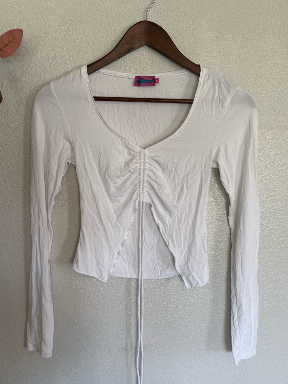 ✨ Y2K Edikted White Ruched Drawstring Long Sleeve Crop Top